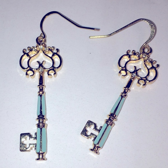 Gold tone crystal embellished blue enamel retro key pierced wire earrings - Picture 14 of 17